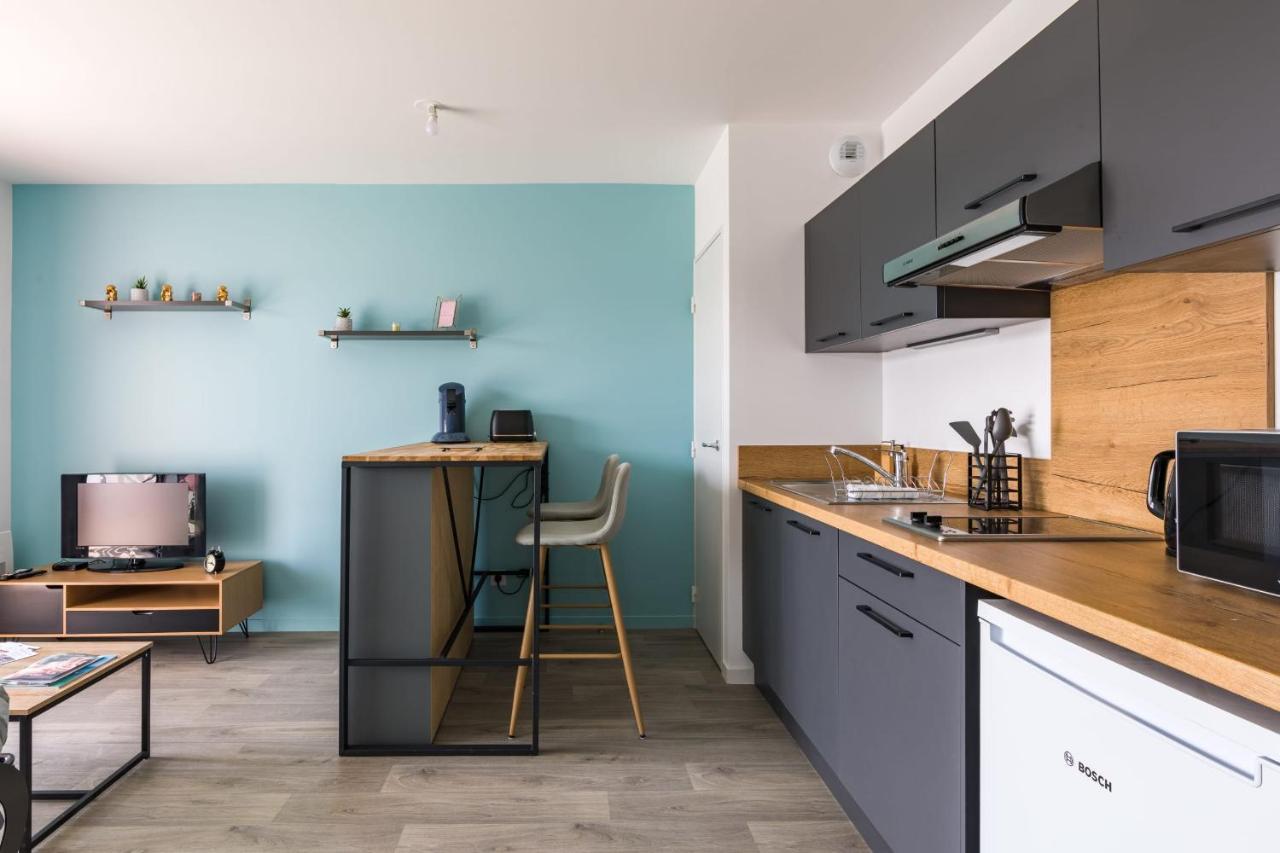 디나르 L'Ecume - Studio Moderne Avec Grand Balcon Et Place De Parking 아파트 외부 사진